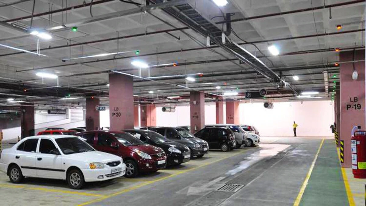 parking Image 3